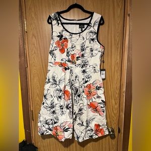 NWT Adrianna Papell dress Size 16